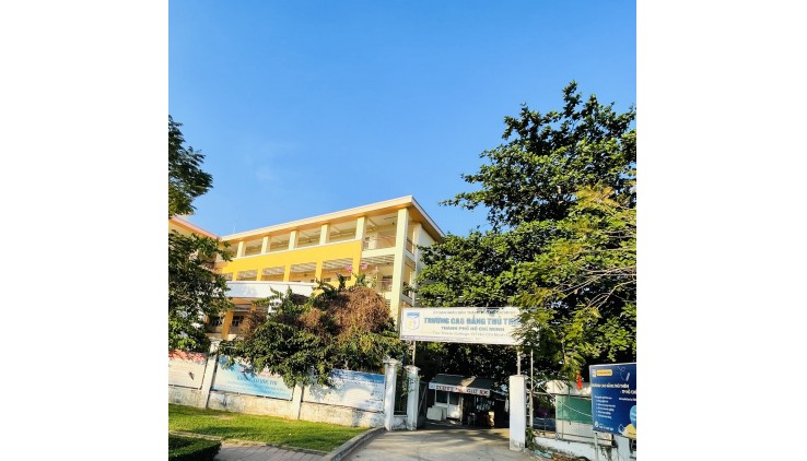 Nhà MT kinh doanh - Lê Văn Thịnh - 182m2 -nở hậu -2 tầng -cho thuê 20 tr